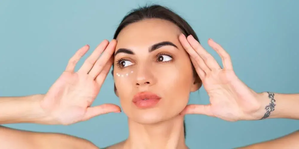 Cat Eye Lift in Türkiye – Safe, Sharp, Natural Results